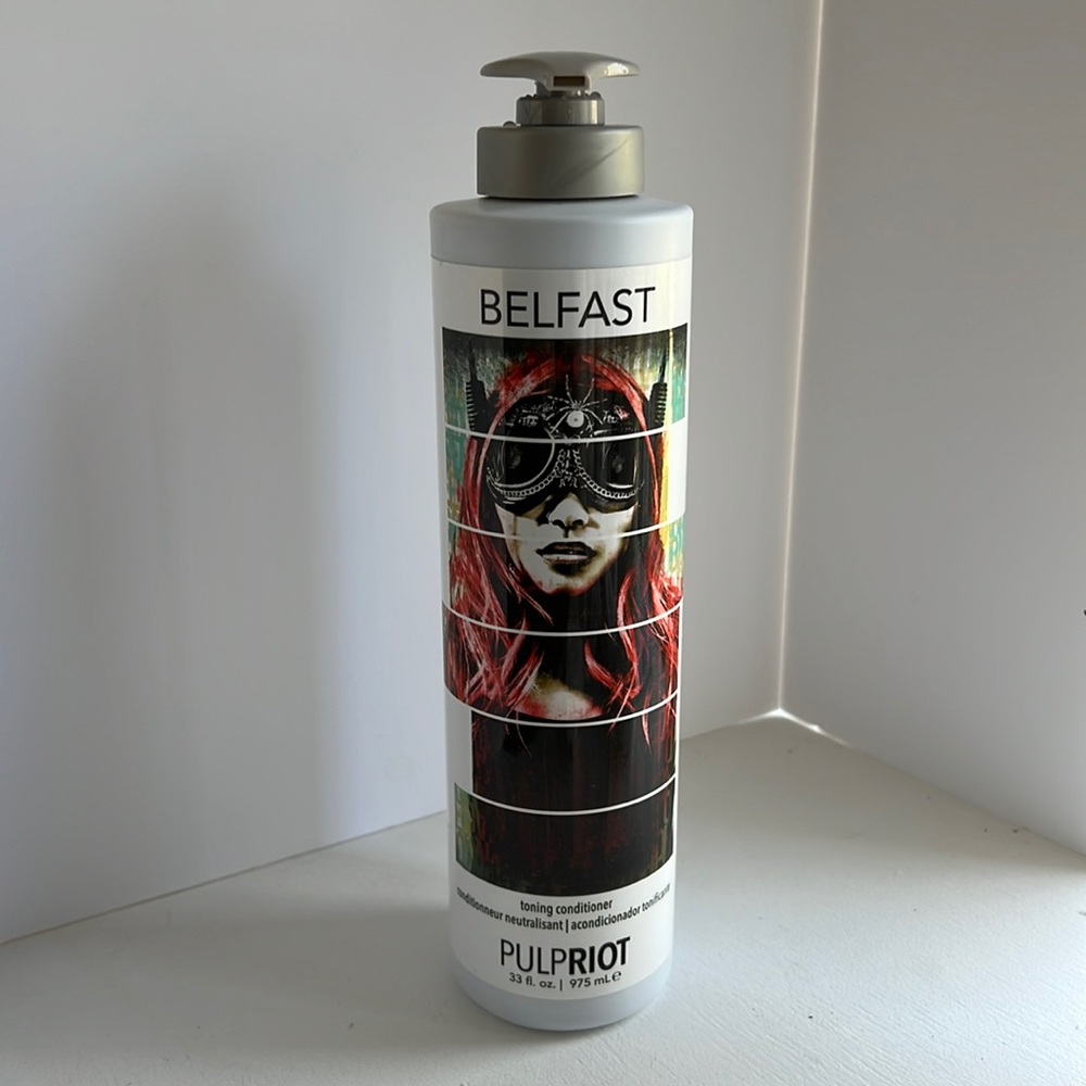 Belfast toning conditioner, 33oz new